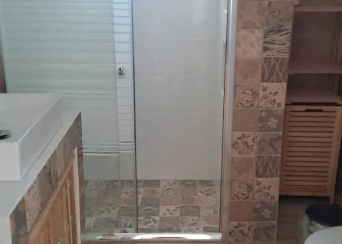 Сasa de vacaciones Small 4 Two *